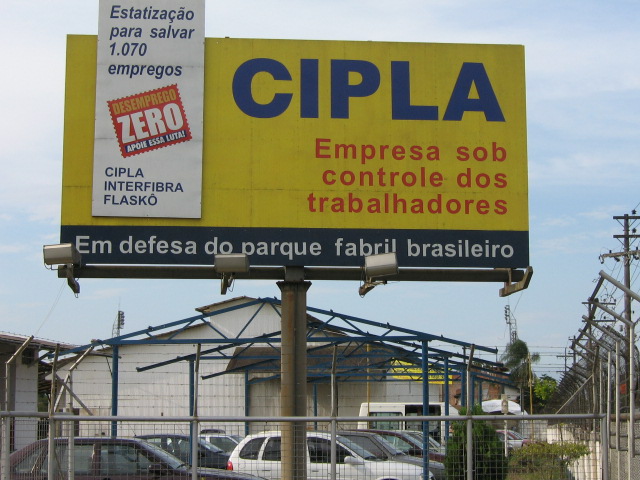 porton_de_la_empresa_ocupada_cipla_joanville_brasil